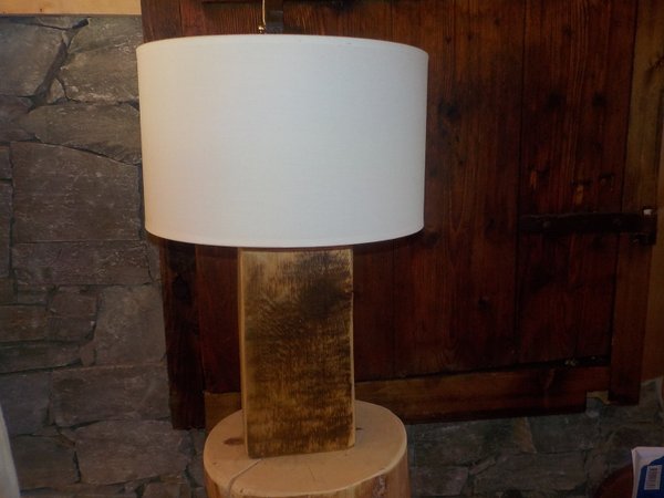 Lampe de chevet, Lampe déco design, lampe bois originale de Savoie art déco, déco bois