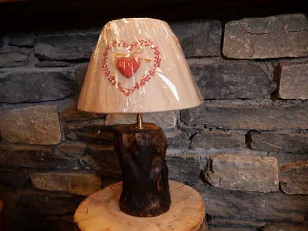 Lampe de chevet bois, avec abat jour, création unique decomontagnebois.com