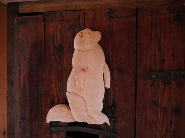 Marmotte artisanale en bois , décoration murale, animaux de montagne, boutique de val cenis